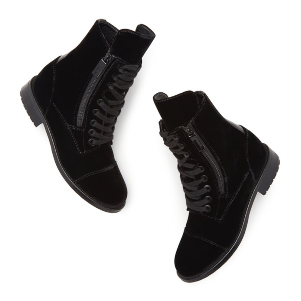 Hiraeth Hanne Boots Velvet Combat Boot Sz 9.5